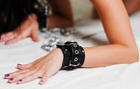 男M地位处于圈内底端？如何看待男M女S地位之分_蜜语小圈BDSM俱乐部